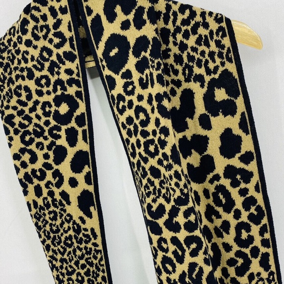 Michael Kors Leopard Print Knit Infinity Scarf in Dark Camel Black - Picture 4 of 6